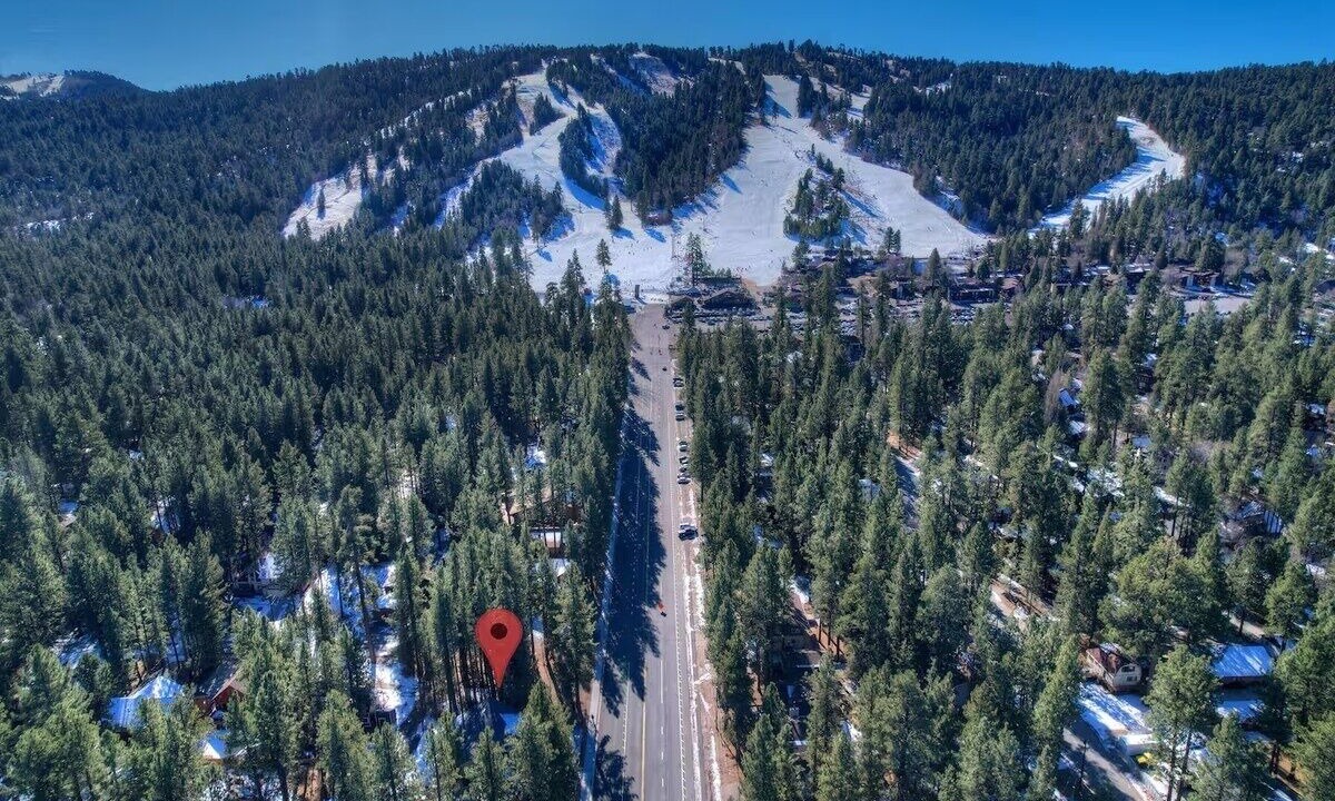 Photo of Outdoor in Summit Estates