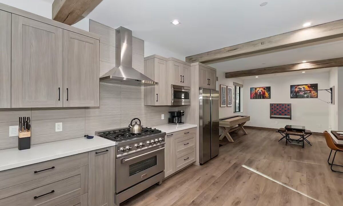 Photo of Kitchen in Summit Estates