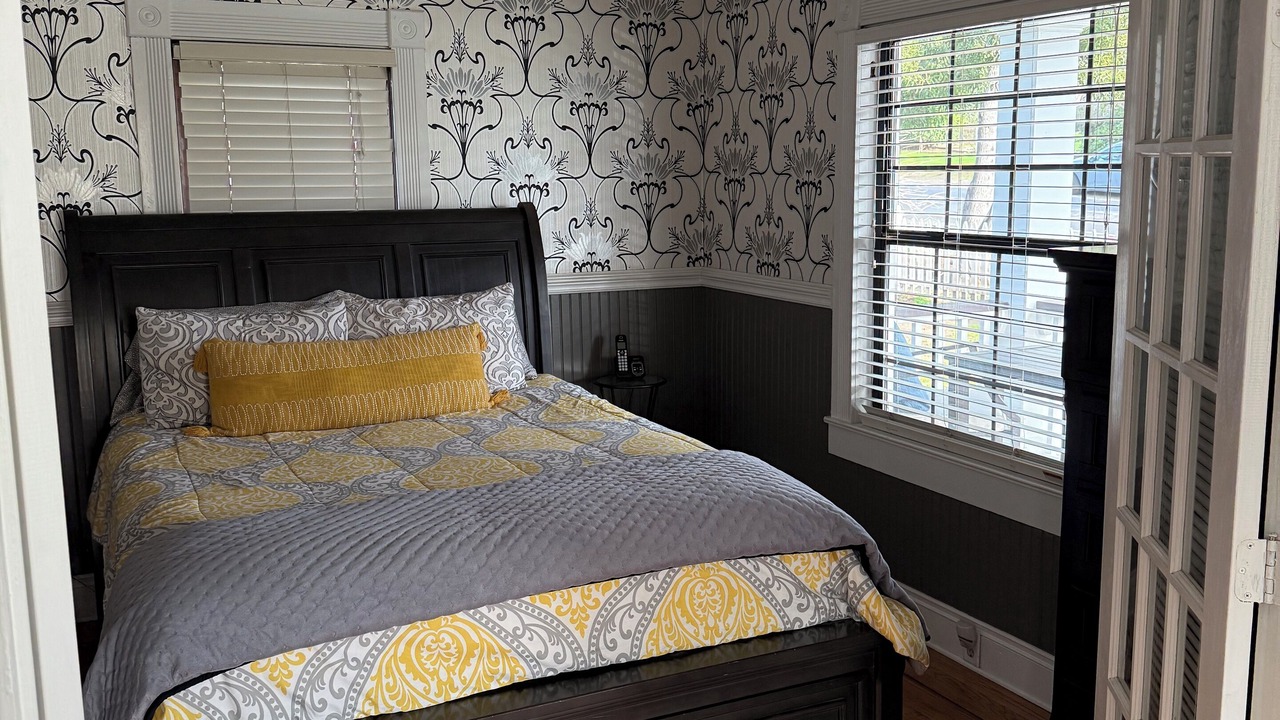 Photo of Bedroom in Folsom