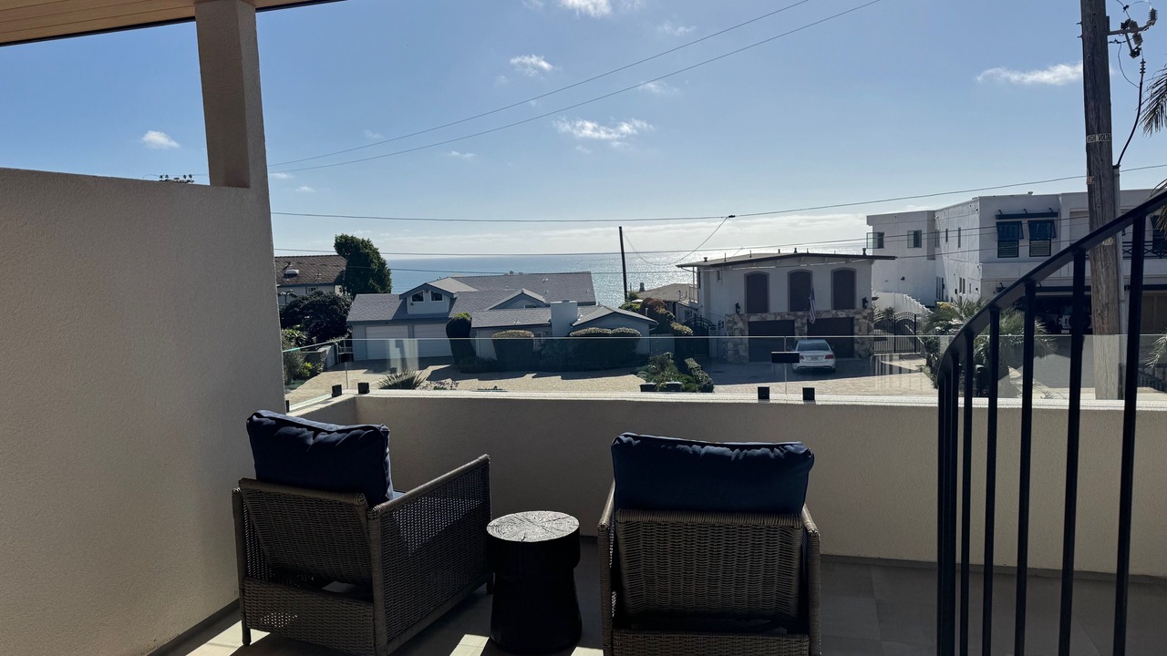 Photo of Patio Balcony in Capistrano Beach
