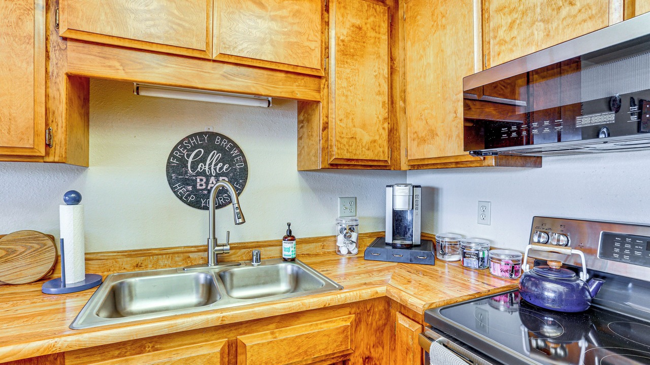 Photo of Kitchen in Peninsula Village