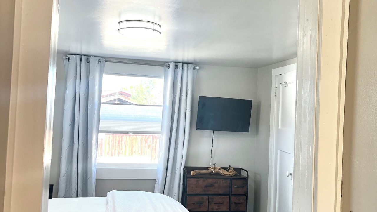 Photo of Bedroom in Hawthorne