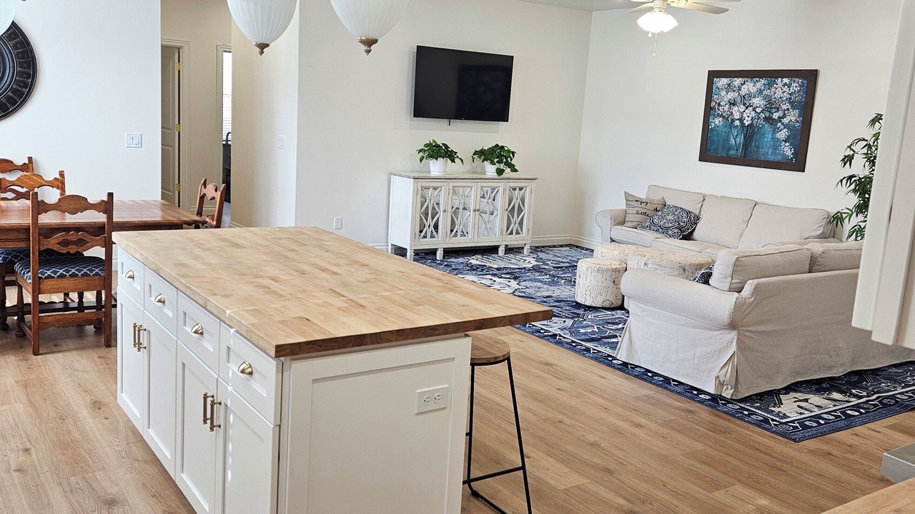 Photo of Livingroom in New Harmony