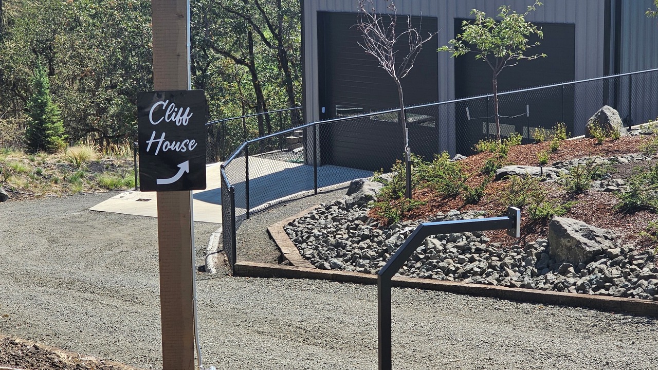 Photo of Outdoor in Roseburg