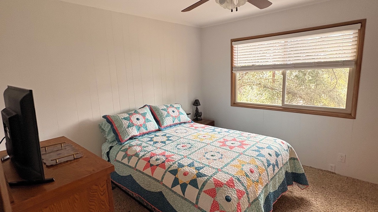 Photo of Bedroom in Twain Harte