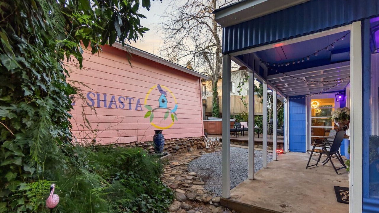 Photo of Patio Balcony in Shasta Lake