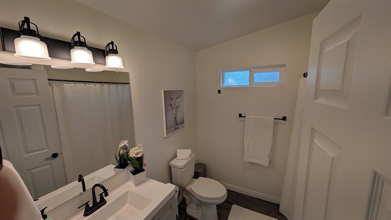 Photo of Bathroom in Valley Center