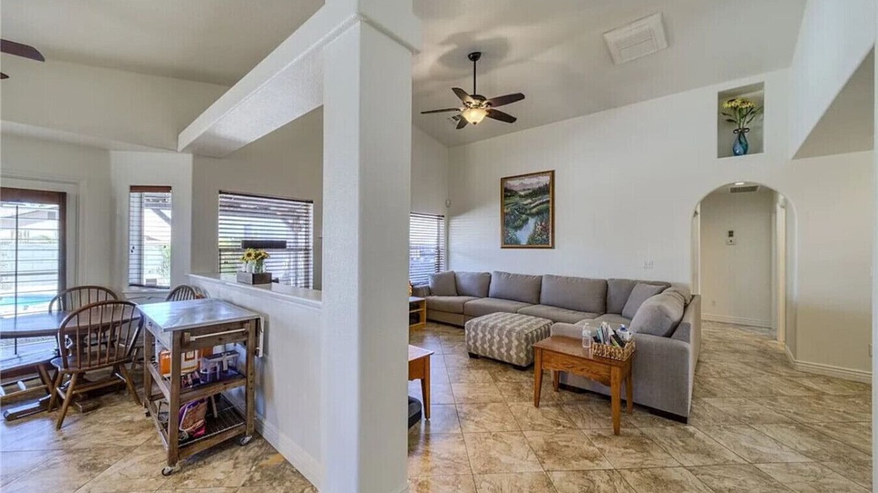 Photo of Livingroom in Fort Mohave