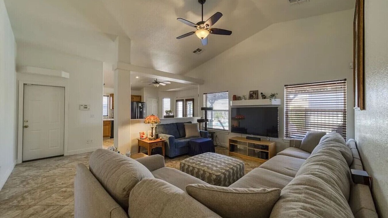 Photo of Livingroom in Fort Mohave