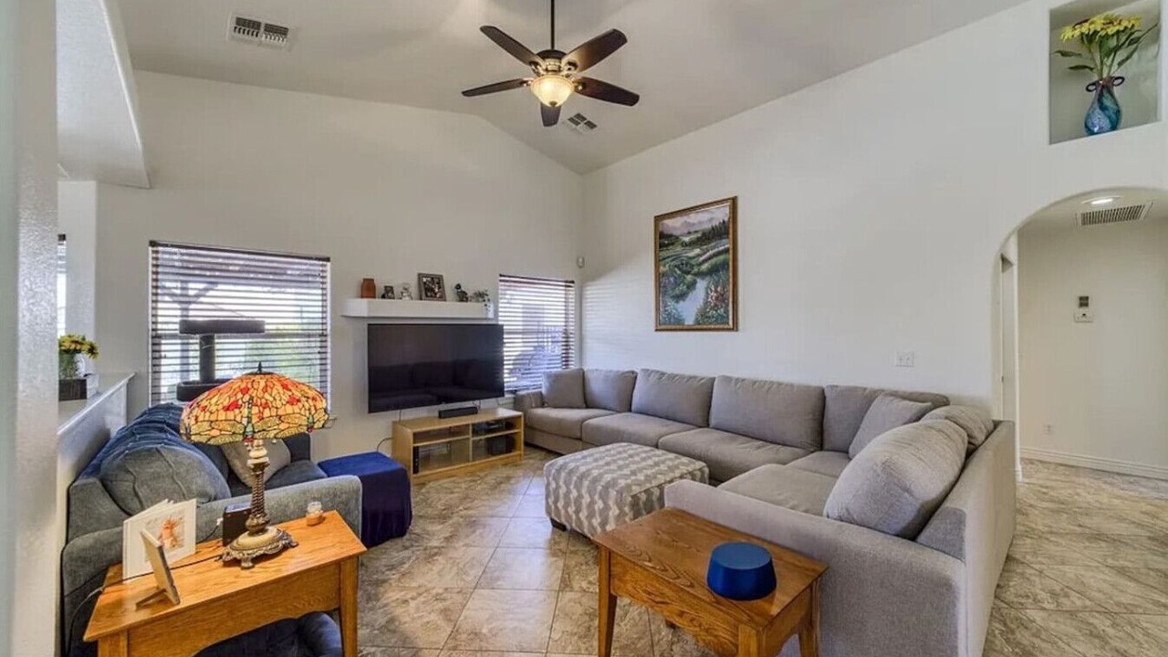 Photo of Livingroom in Fort Mohave