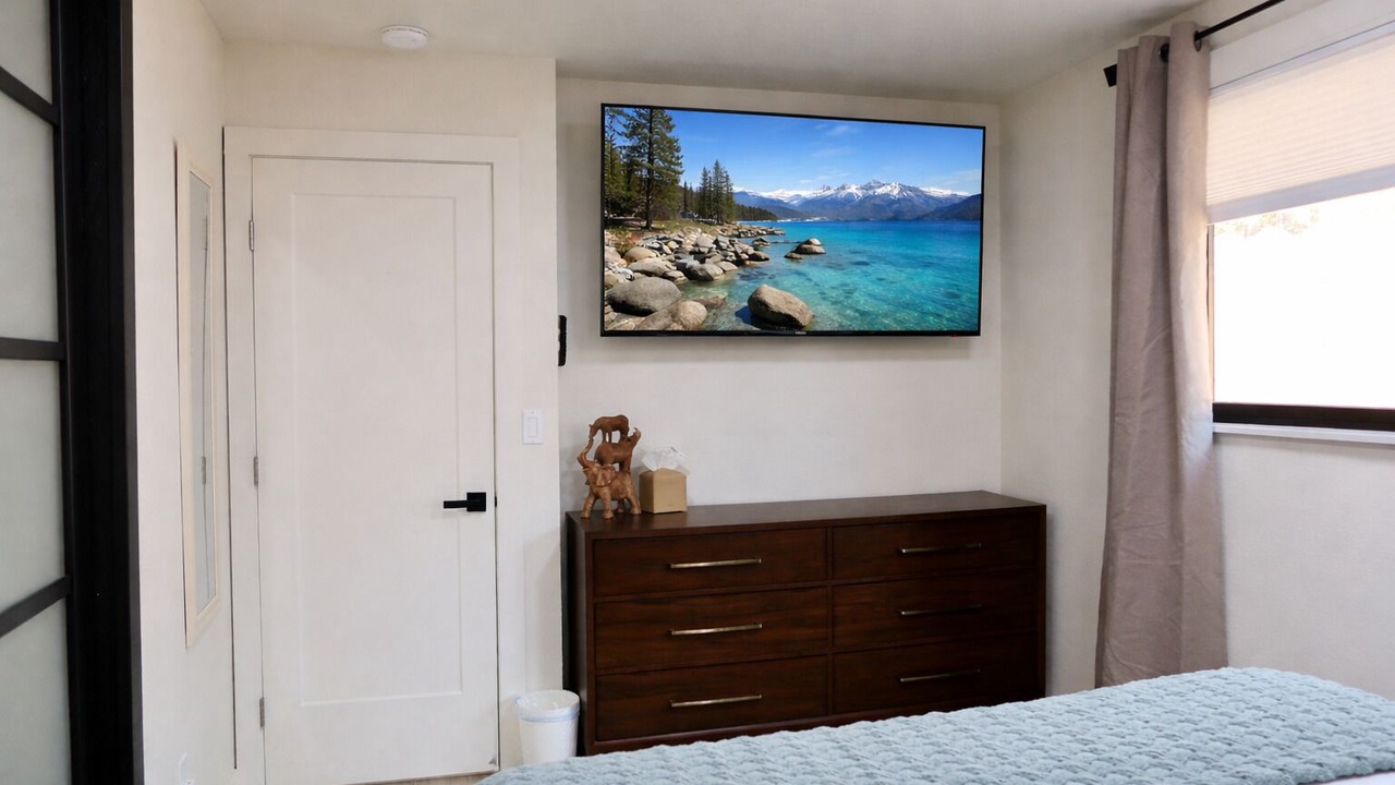 Photo of Bedroom in Al Tahoe