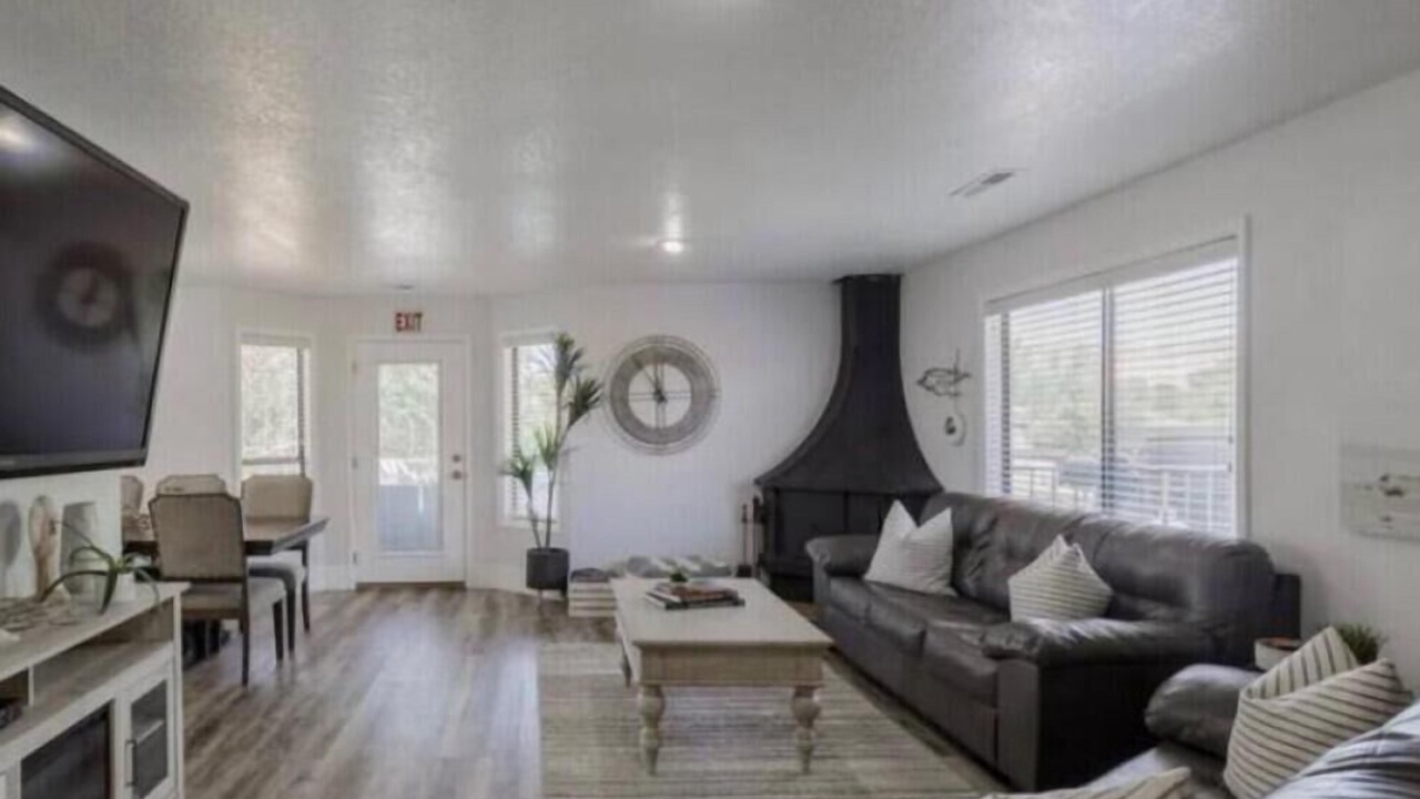 Photo of Livingroom in La Verkin