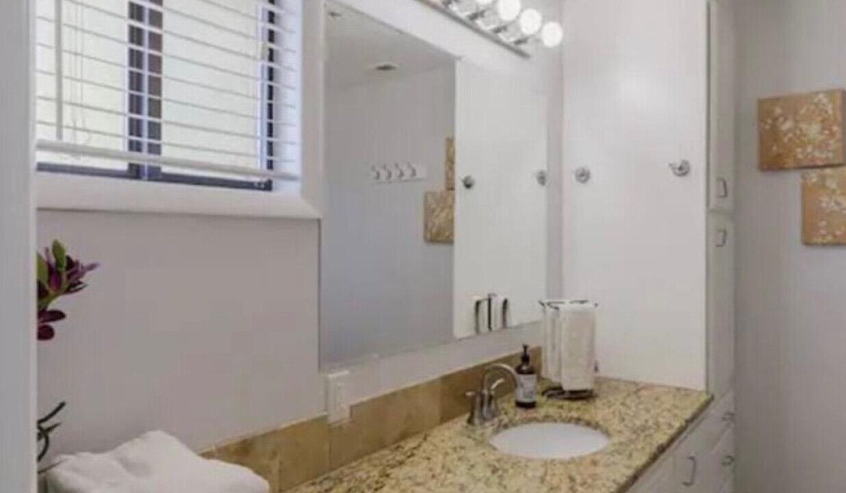 Photo of Bathroom in La Verkin