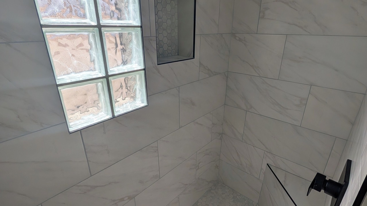 Photo of Bathroom in Bullhead City