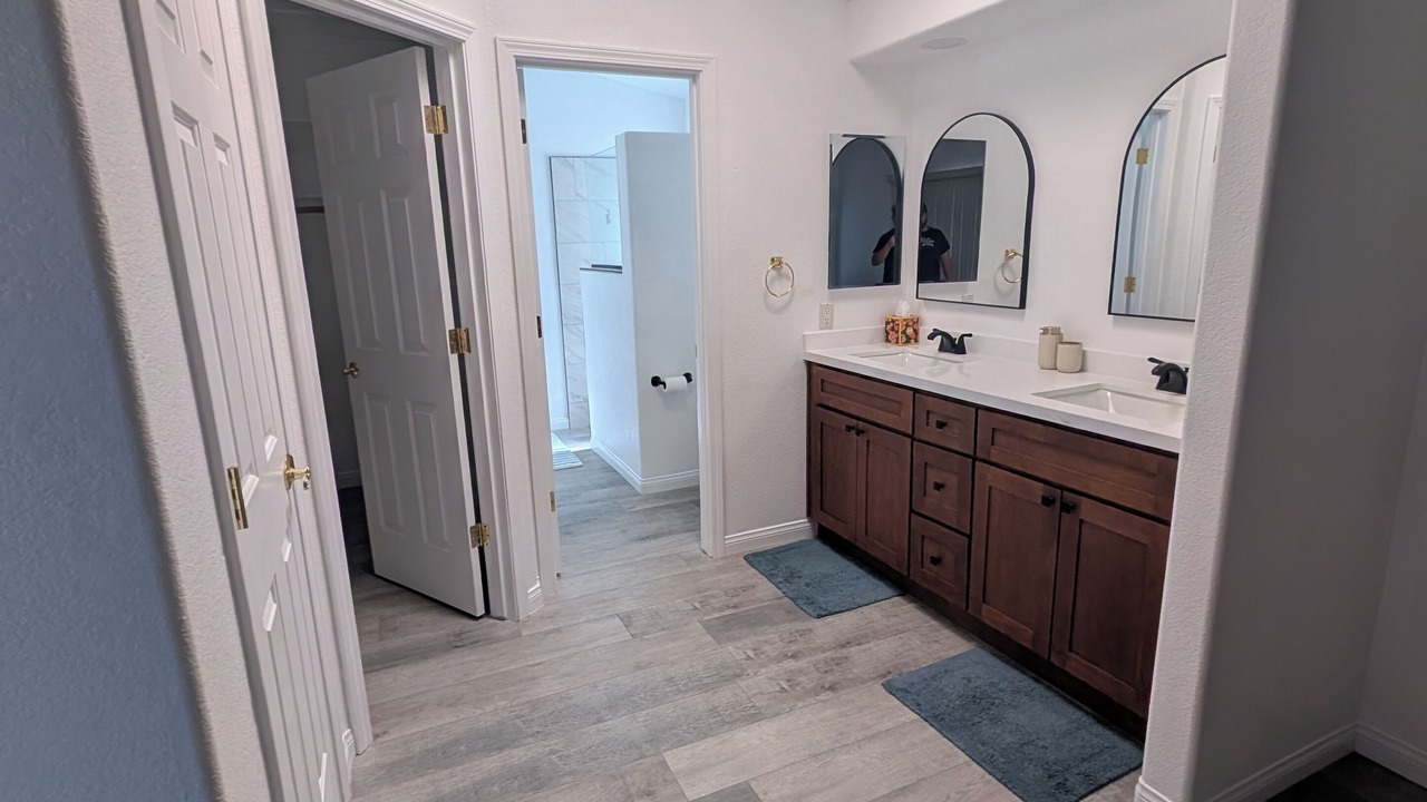 Photo of Bathroom in Bullhead City