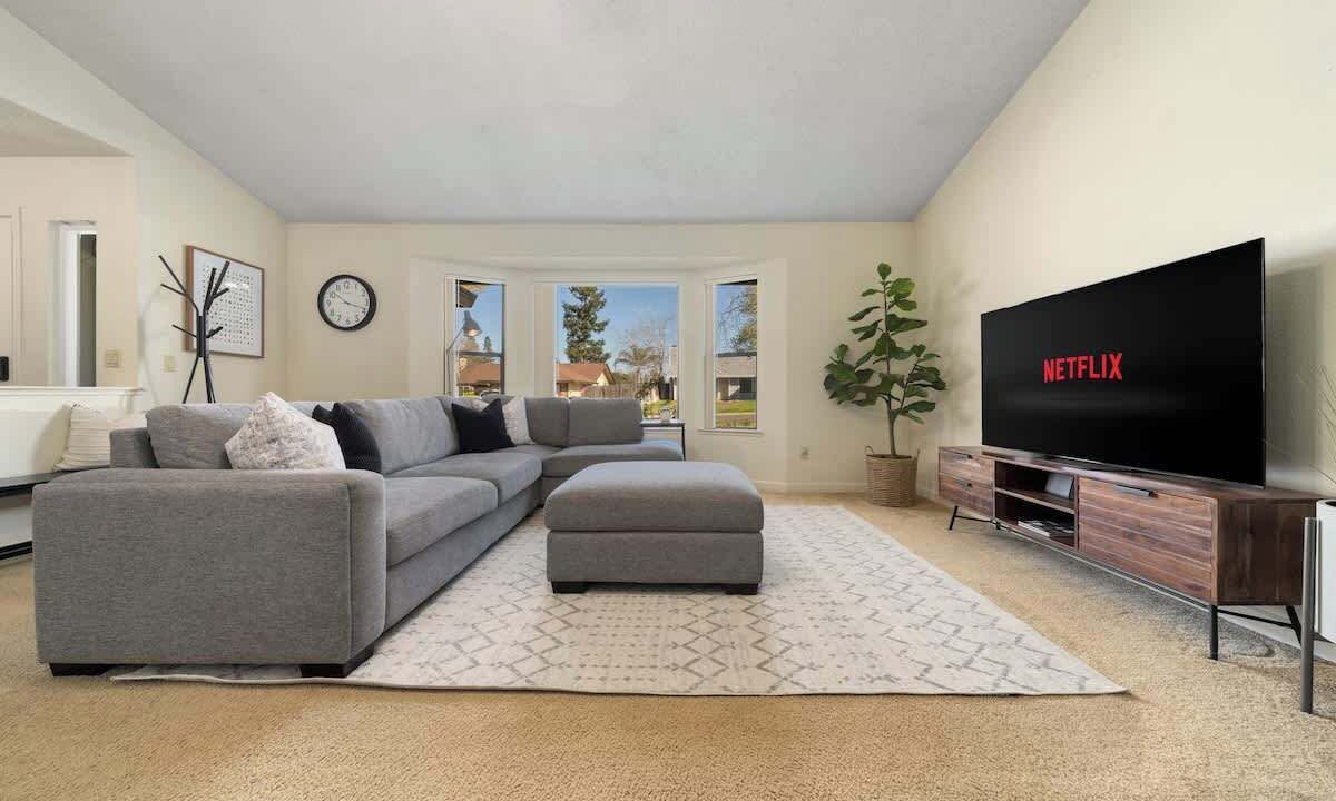Photo of Livingroom in Pleasant Grove