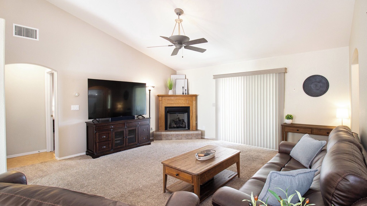 Photo of Livingroom in Fort Mohave