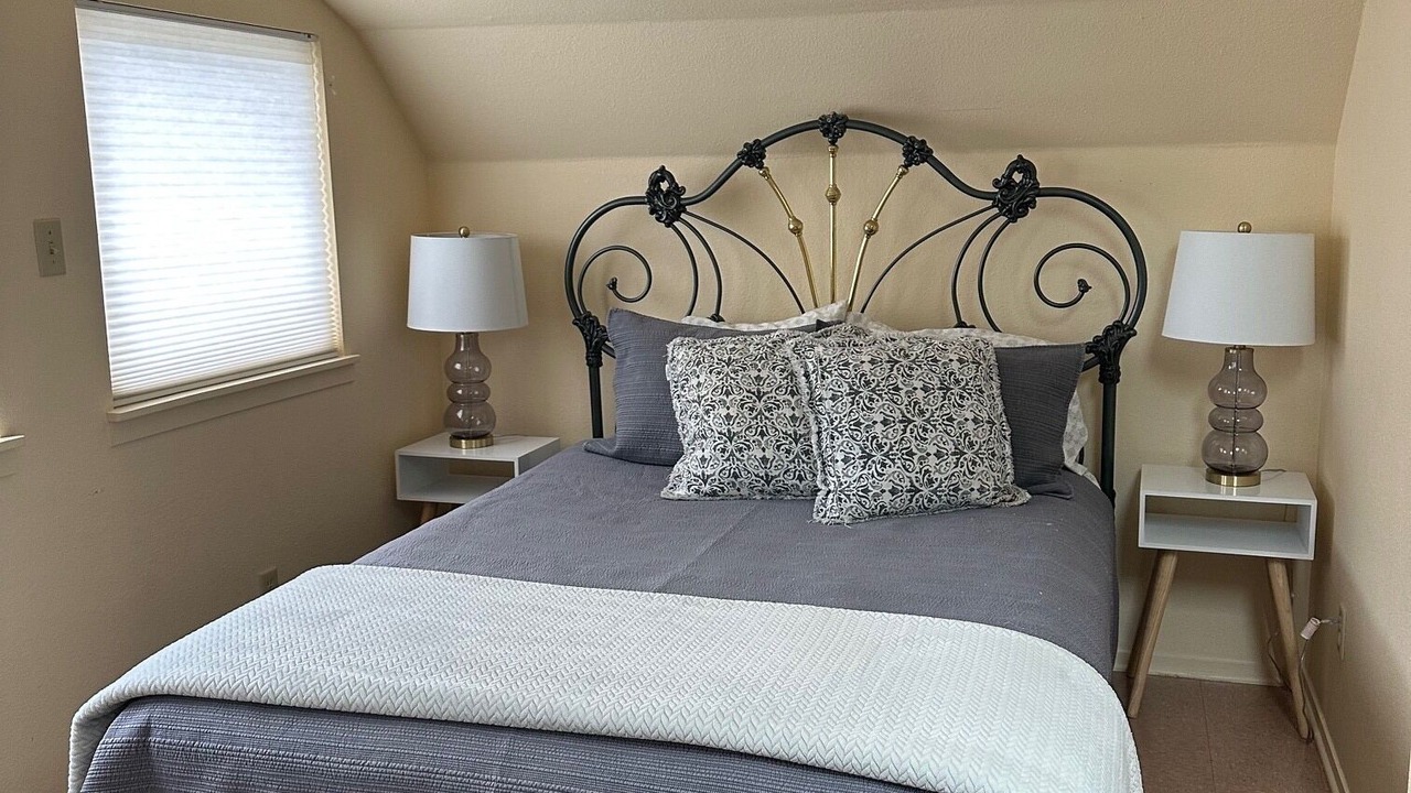 Photo of Bedroom in McKinleyville