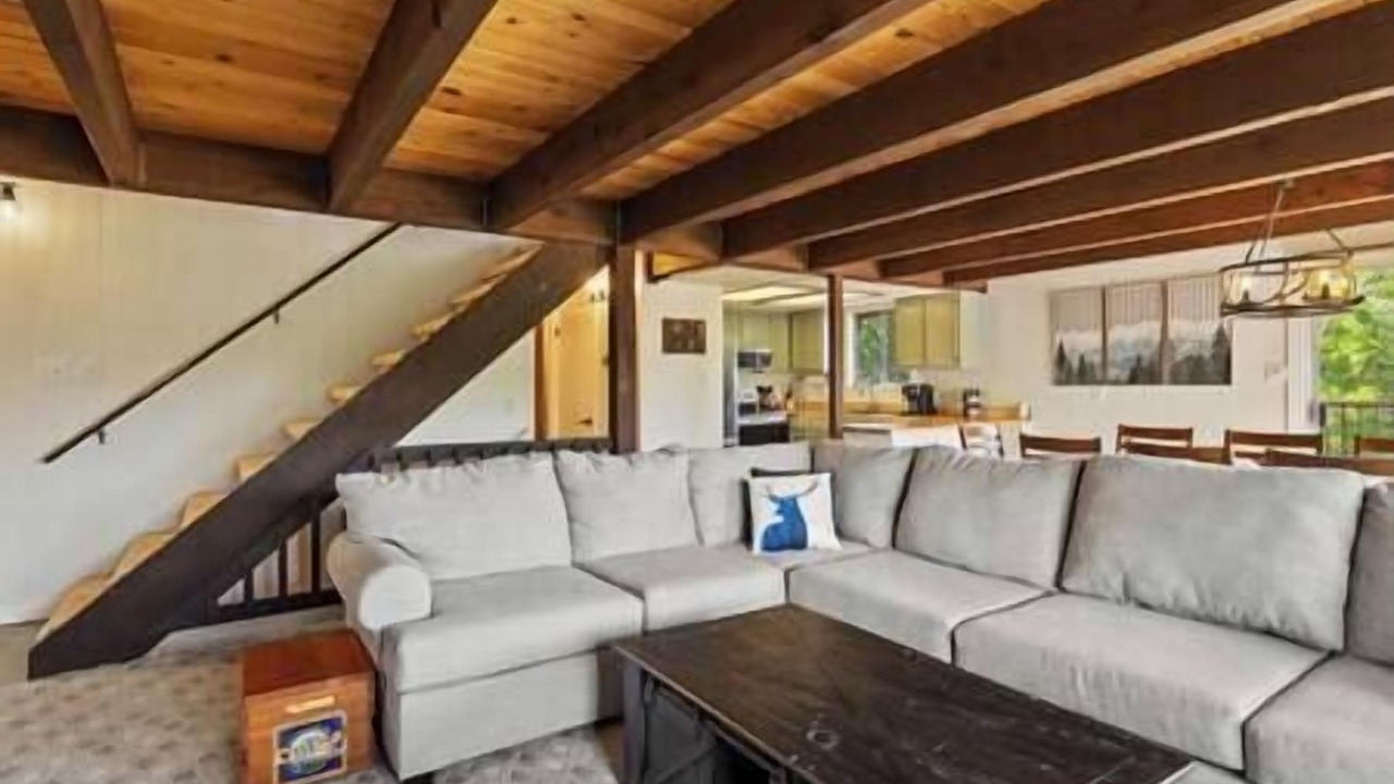 Photo of Livingroom in Mono Vista
