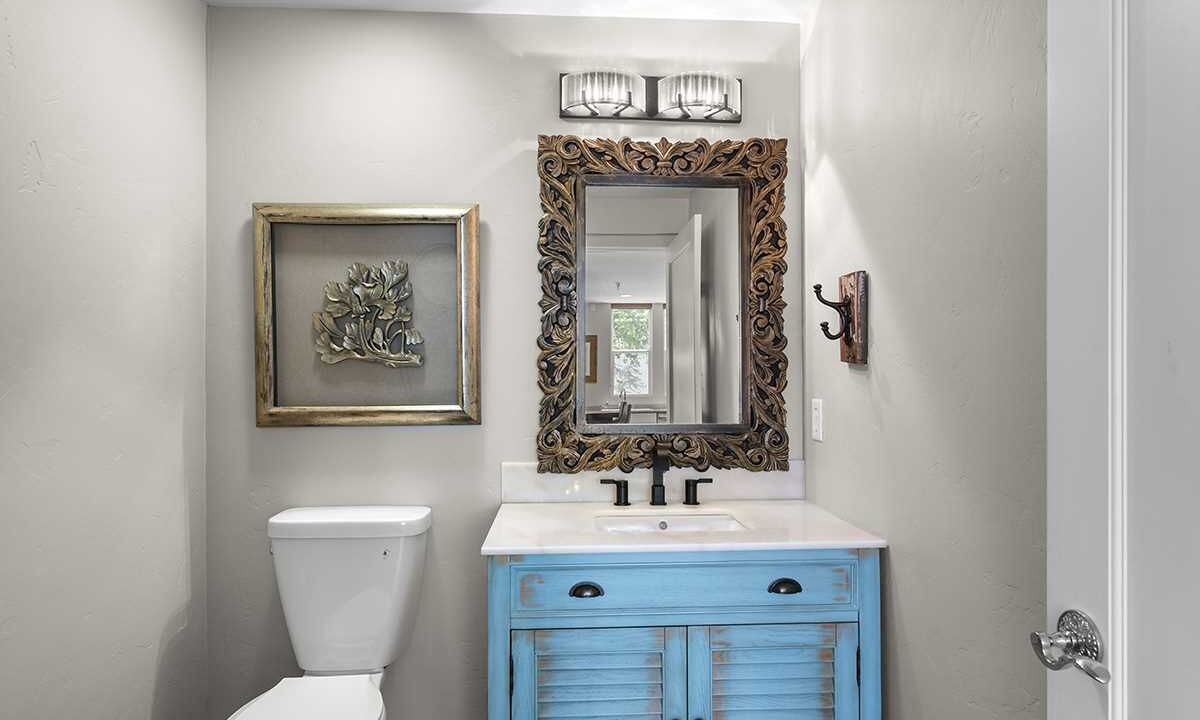 Photo of Bathroom in Downtown San Diego