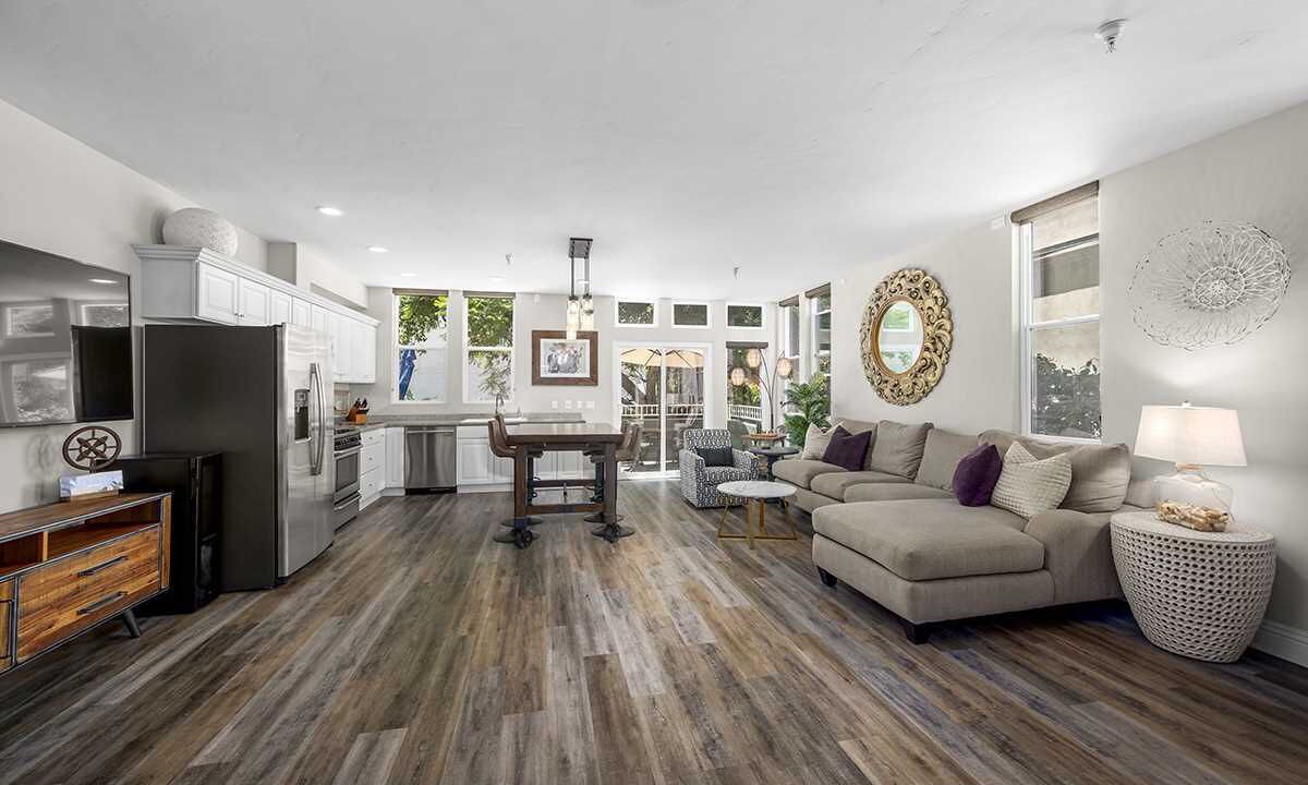 Photo of Livingroom in Downtown San Diego