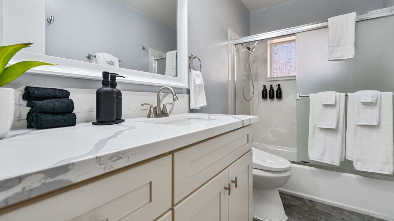 Photo of Bathroom in Sierra Tract