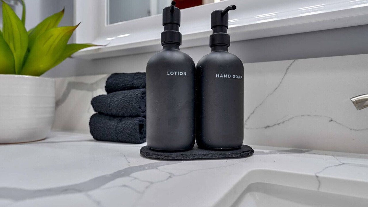 Photo of Bathroom in Sierra Tract