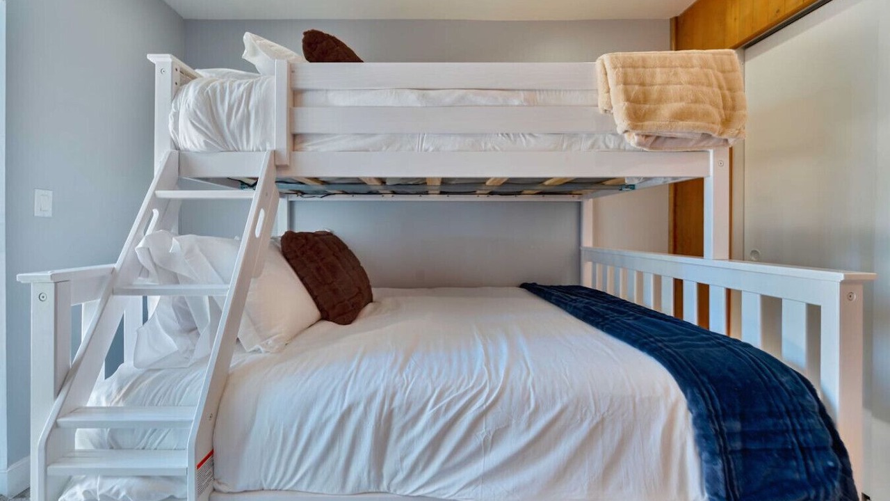 Photo of Bedroom in Sierra Tract
