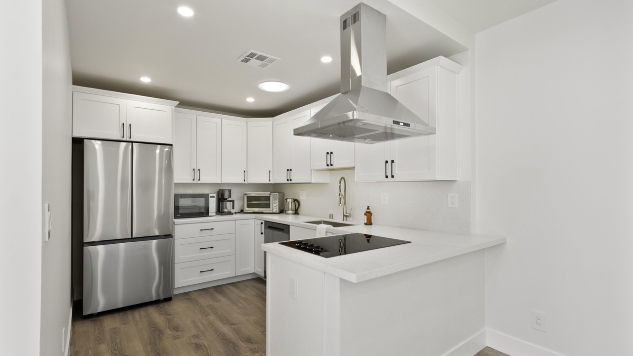 Photo of Kitchen in West Davis Manor