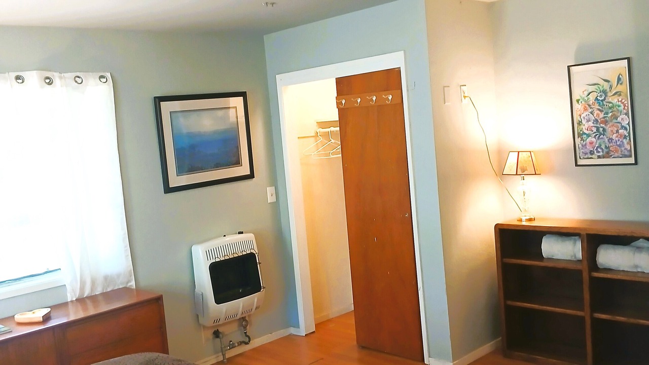 Photo of Bedroom in Los Gatos