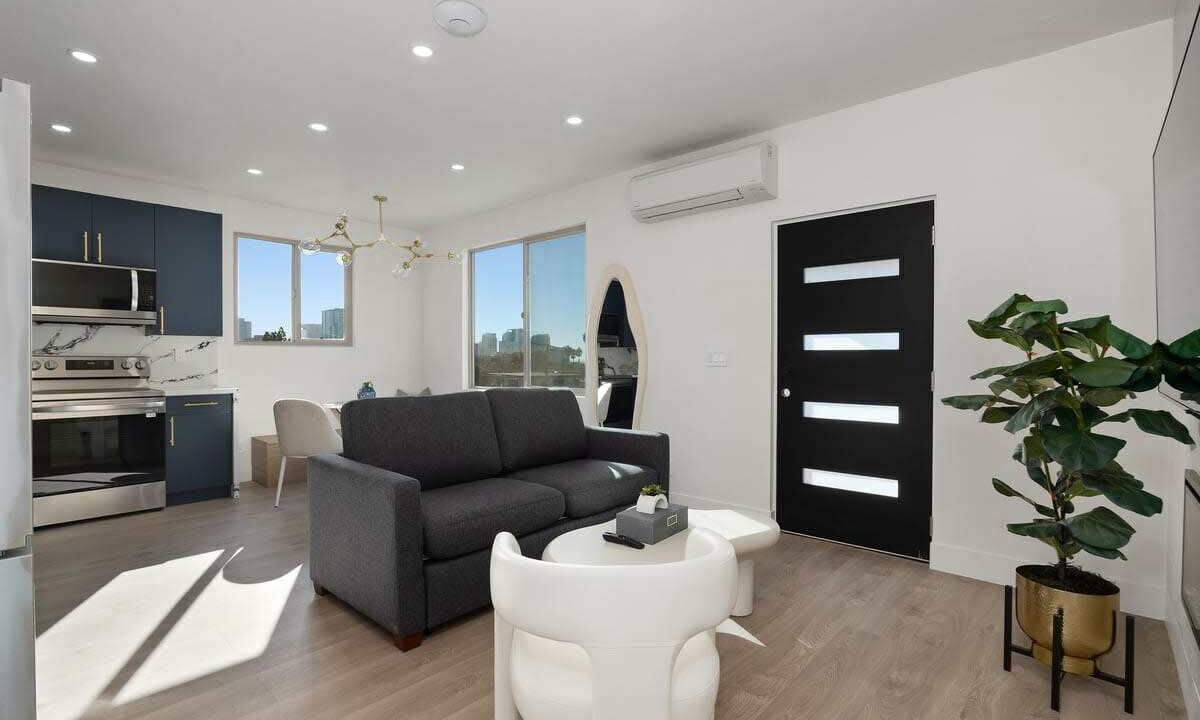 Photo of Livingroom in Bankers Hill