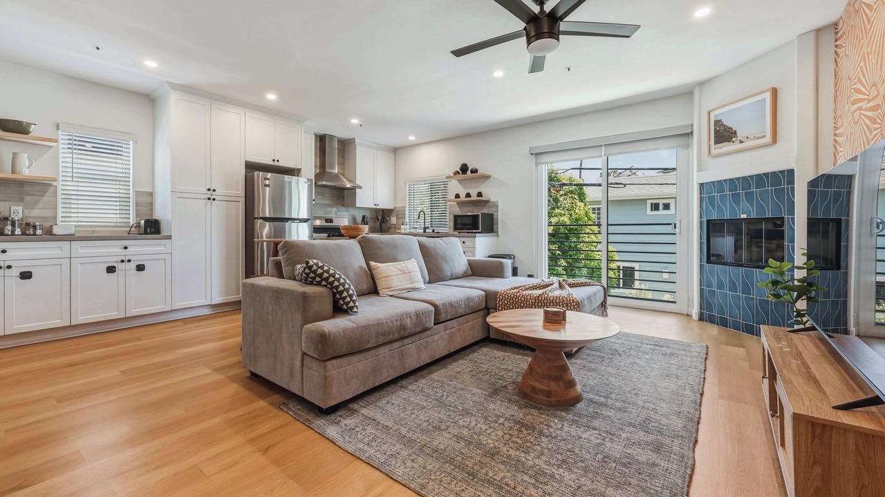 Photo of Livingroom in Olde Solana Beach
