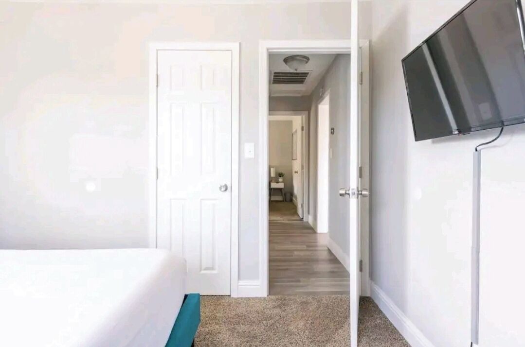 Photo of Bedroom in Oildale