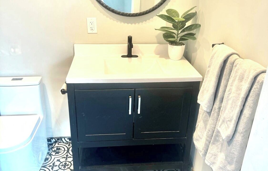 Photo of Bathroom in Kelseyville
