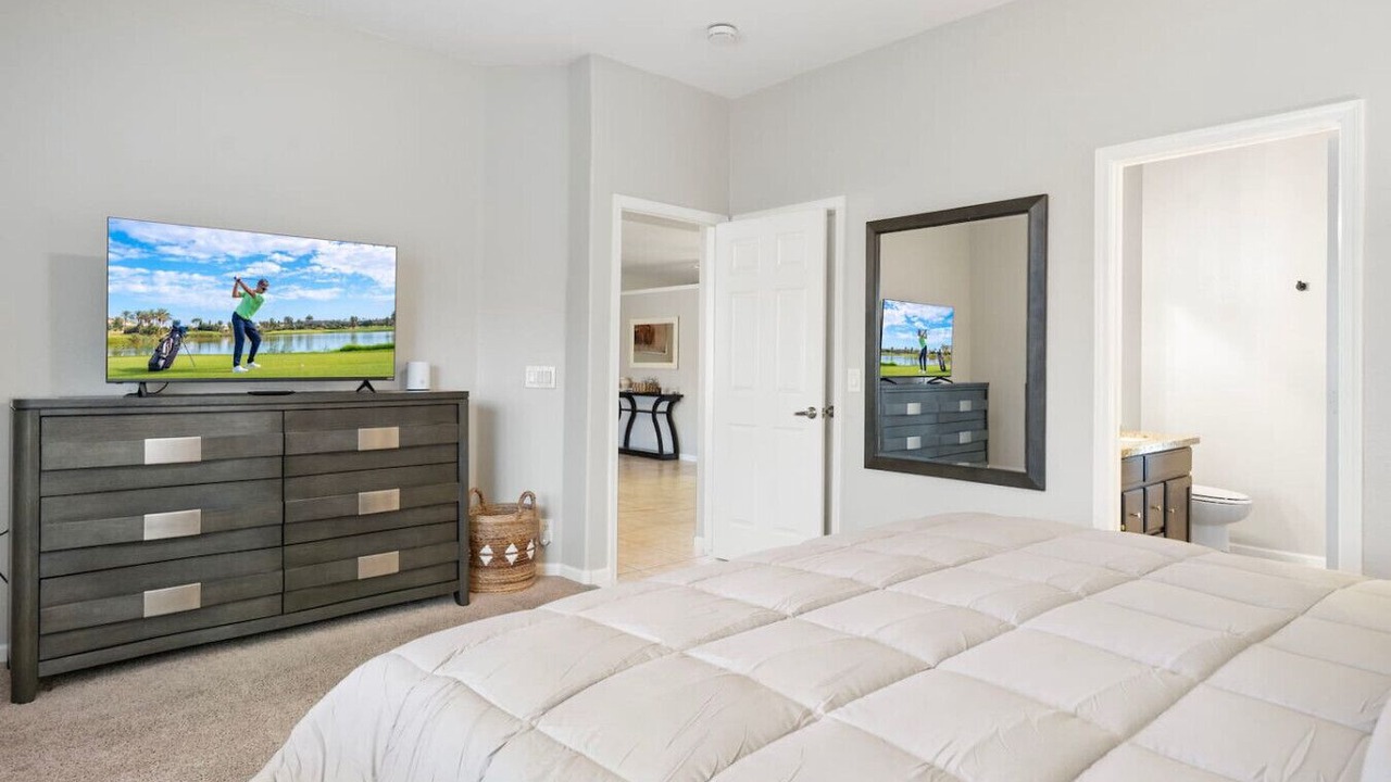 Photo of Bedroom in Maryvale Village