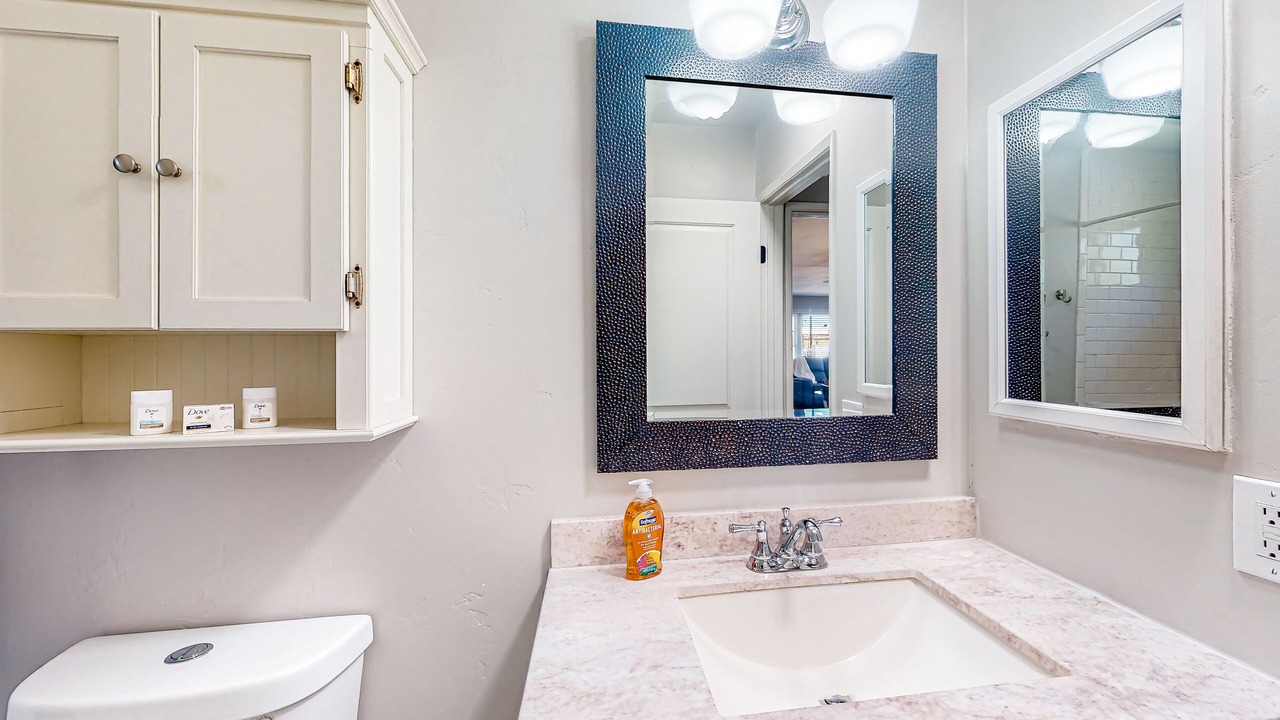 Photo of Bathroom in Allied Gardens