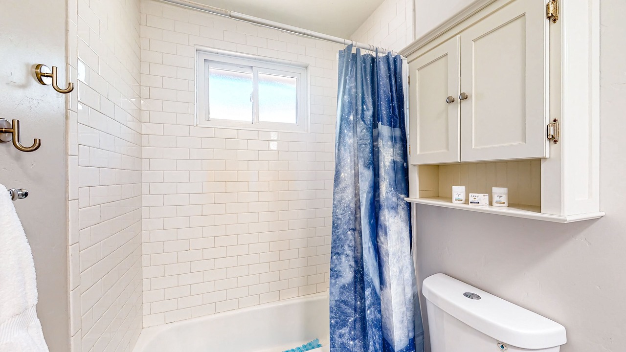 Photo of Bathroom in Allied Gardens