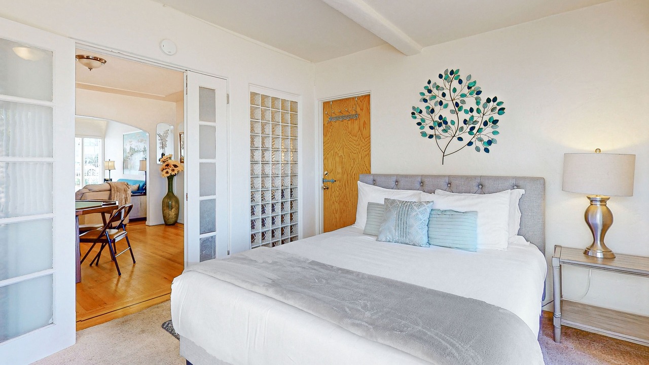 Photo of Bedroom in Little Italy