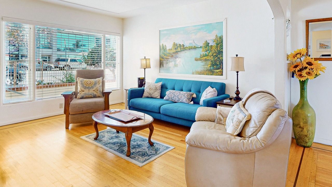 Photo of Livingroom in Little Italy