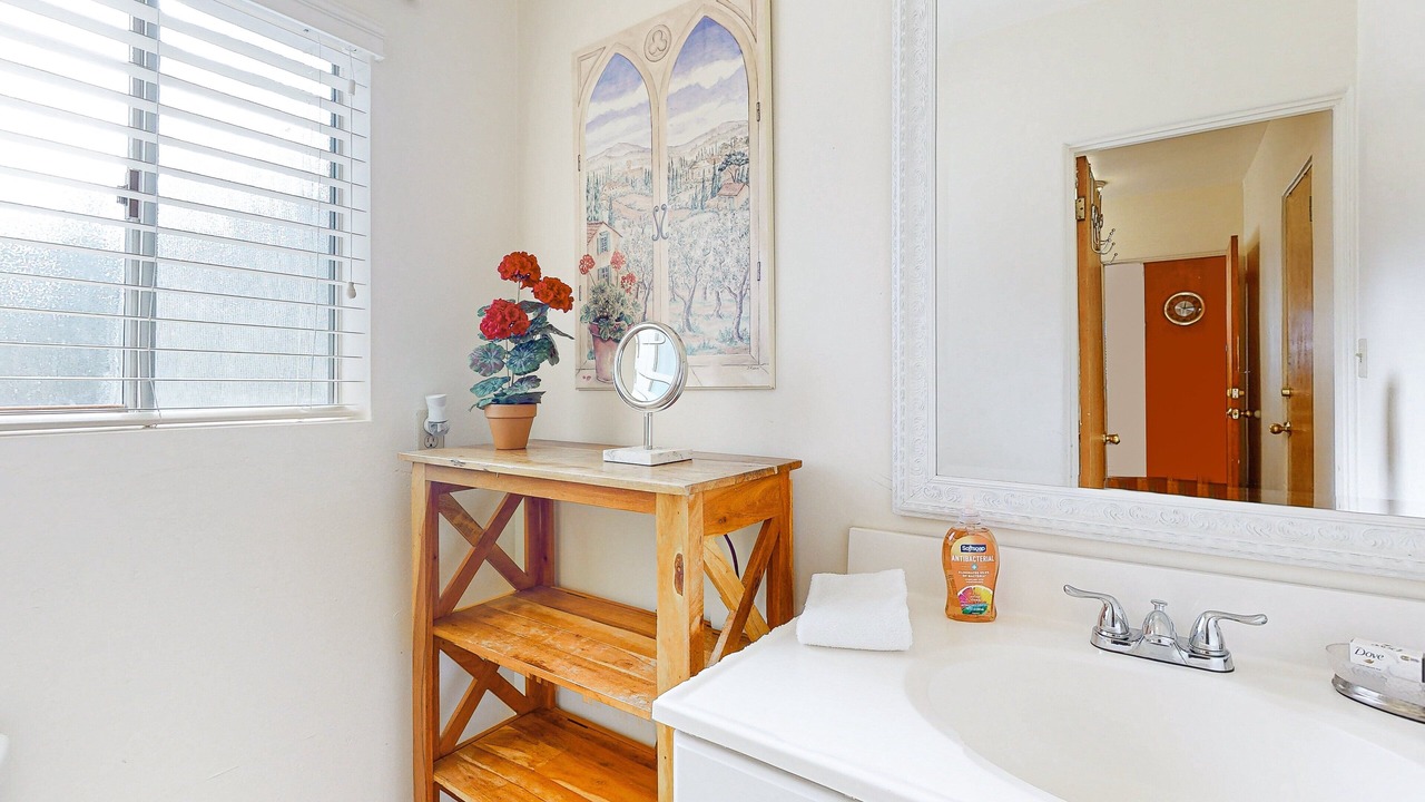 Photo of Bathroom in Little Italy