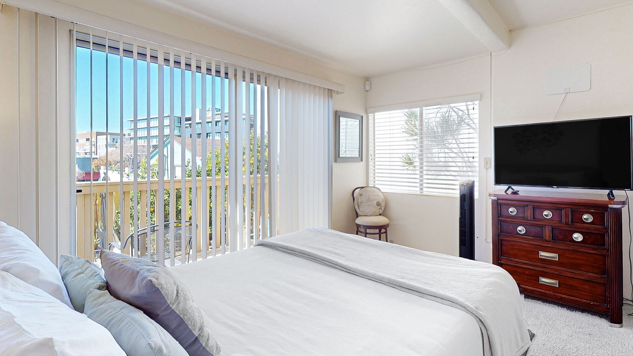 Photo of Bedroom in Little Italy