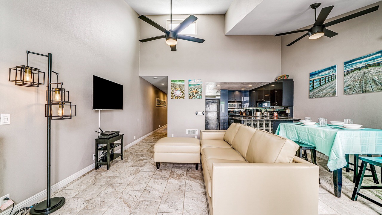 Photo of Livingroom in South Oceanside