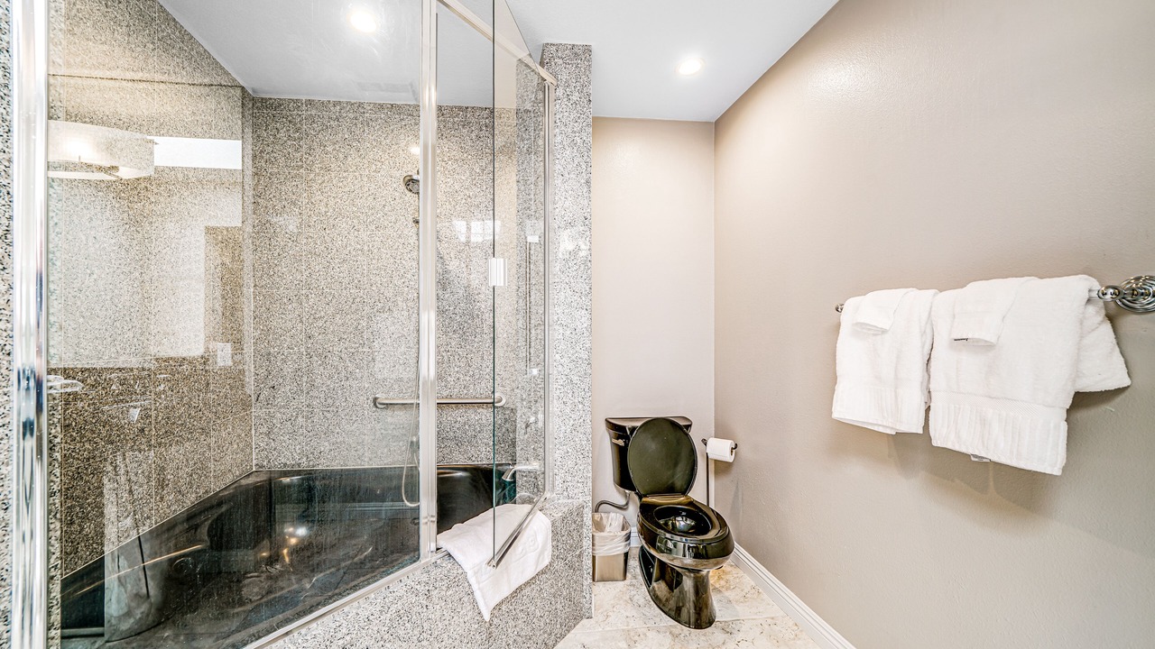 Photo of Bathroom in South Oceanside