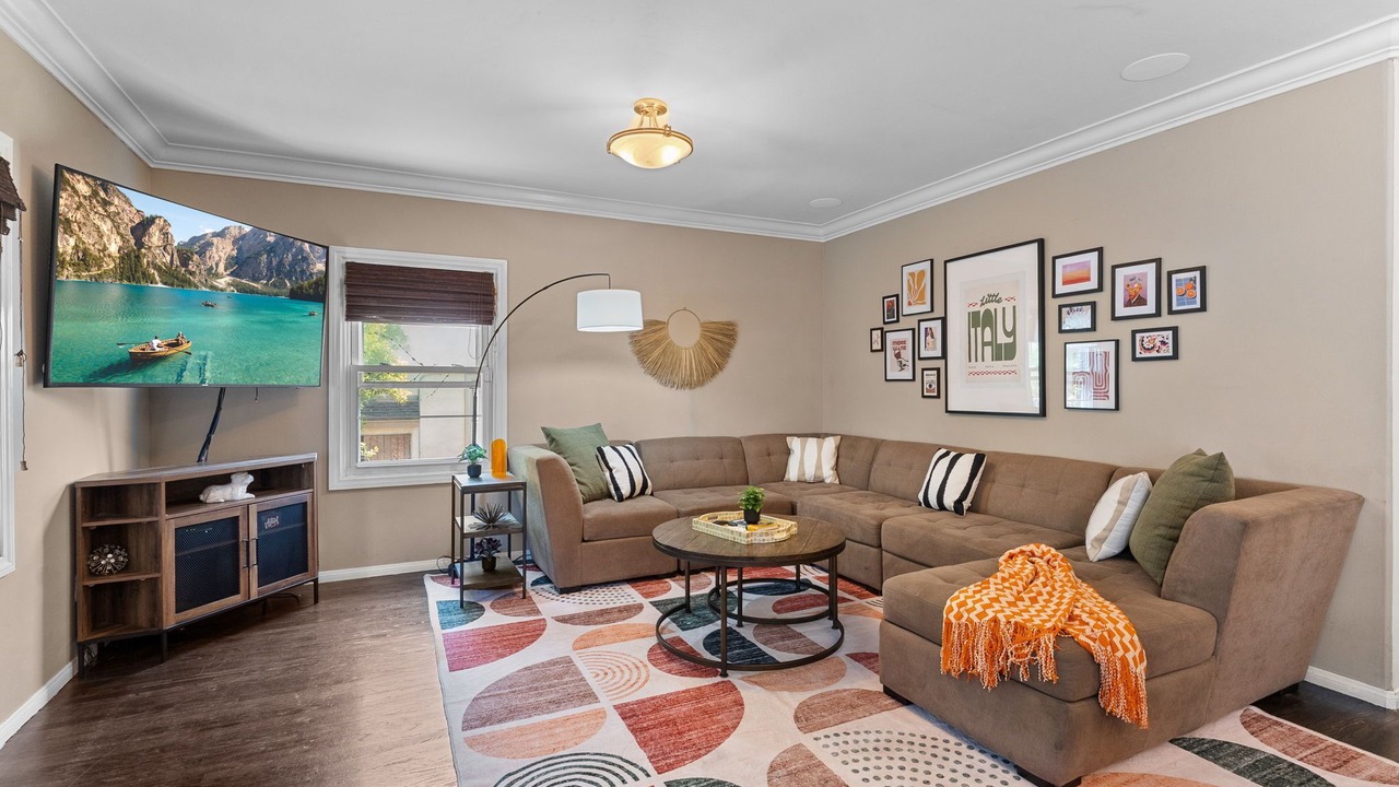 Photo of Livingroom in Bankers Hill