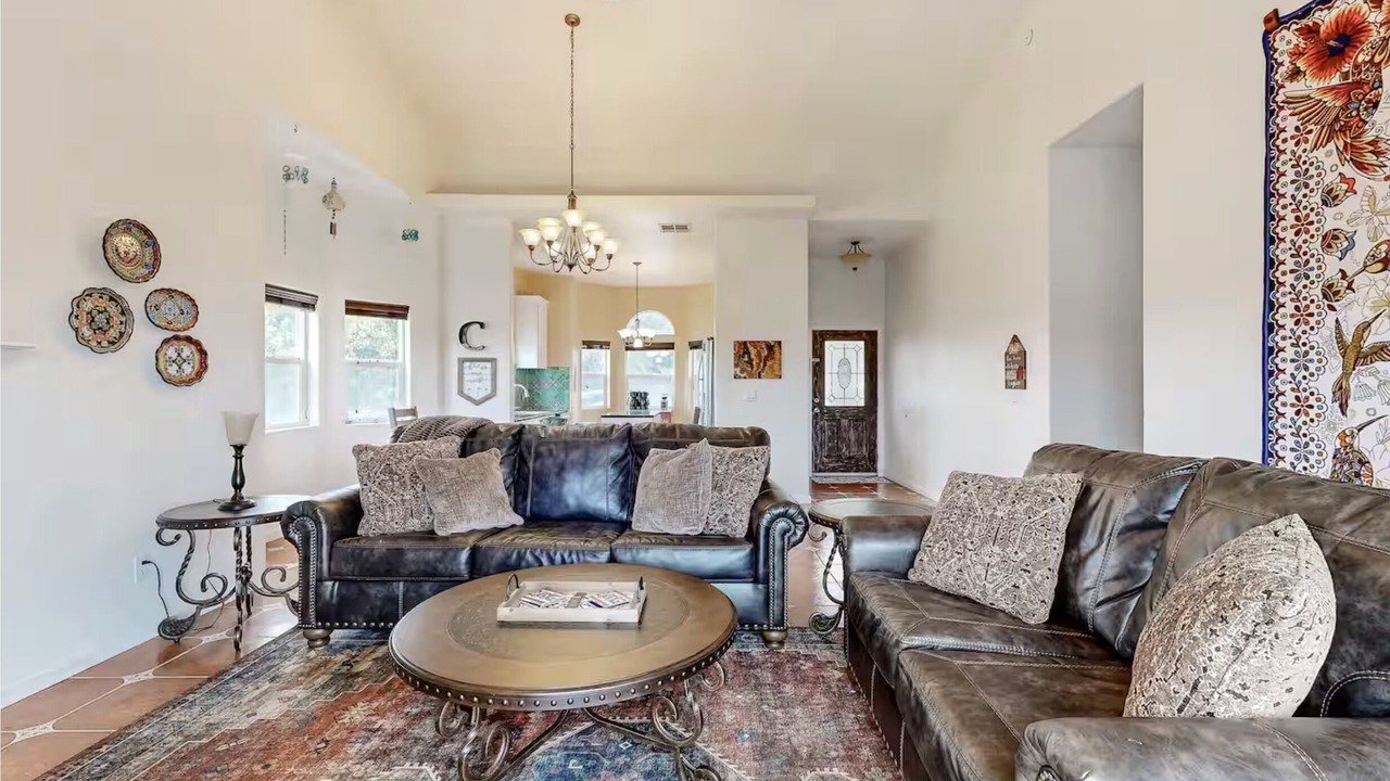Photo of Livingroom in Copperopolis