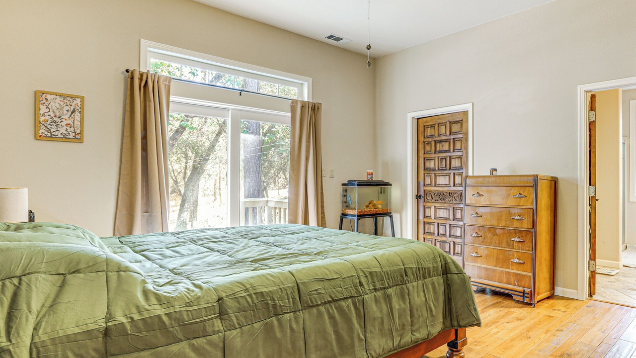 Photo of Bedroom in Shenandoah Valley