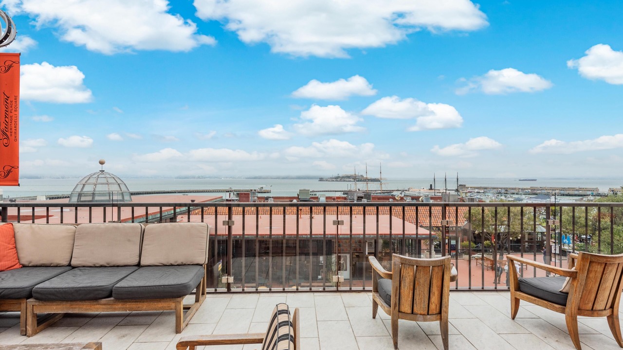 Photo of Patio Balcony in Fisherman's Wharf