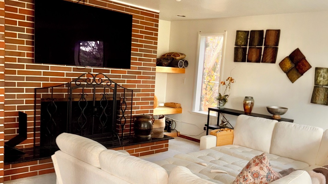 Photo of Livingroom in Fairmont