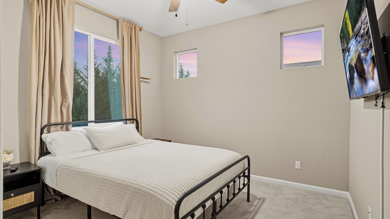 Photo of Bedroom in Sacramento