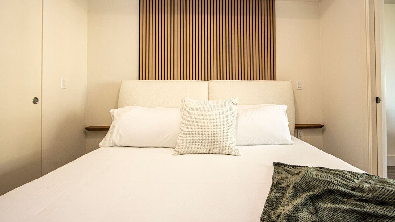 Photo of Bedroom in Costa Mesa